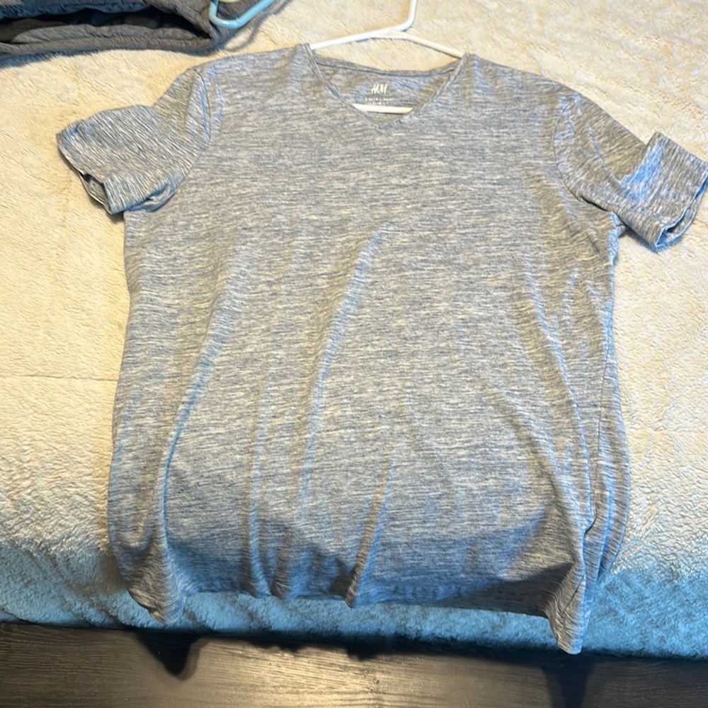 V neck t shirt